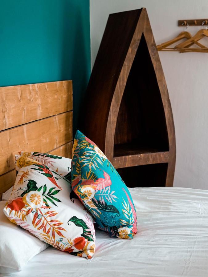 Pure Magic Lodge Slievemore エクステリア 写真
