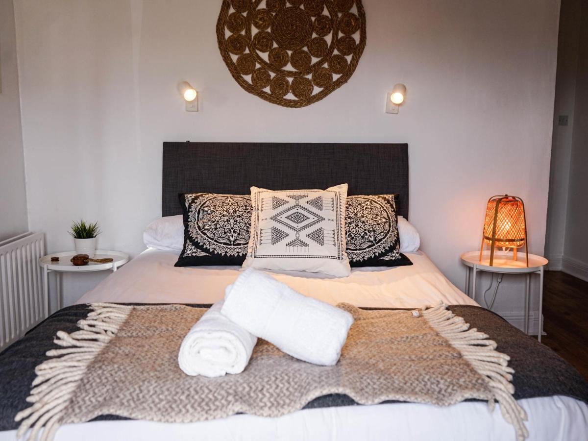 Pure Magic Lodge Slievemore エクステリア 写真