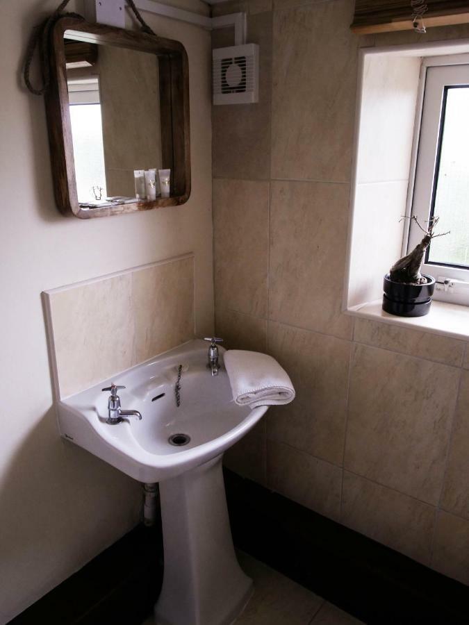 Pure Magic Lodge Slievemore エクステリア 写真